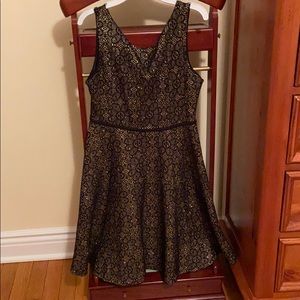 DRESS for Success! Charming Elegance